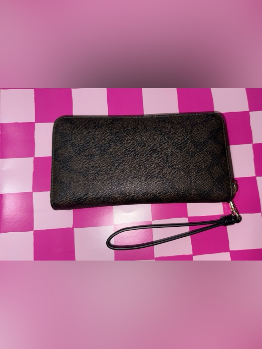 🤎🩷Coach Dark Brown Signature Zip Wristlet with Gold Logo🤎🩷 - Picture 4 of 4